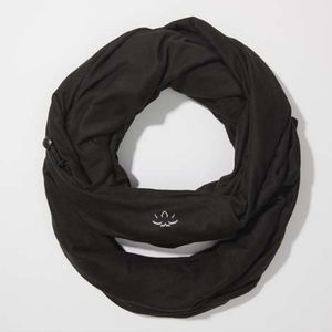 Infinity Hidden Pocket Scarf